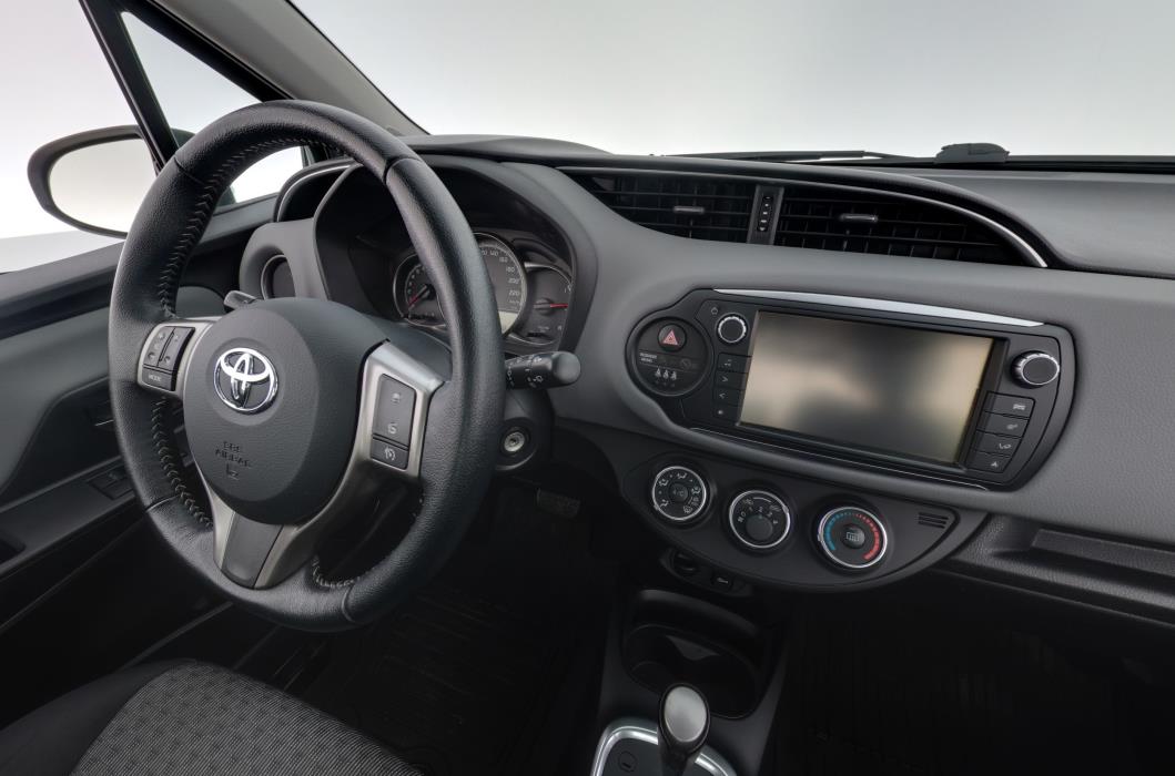Toyota Yaris 2015