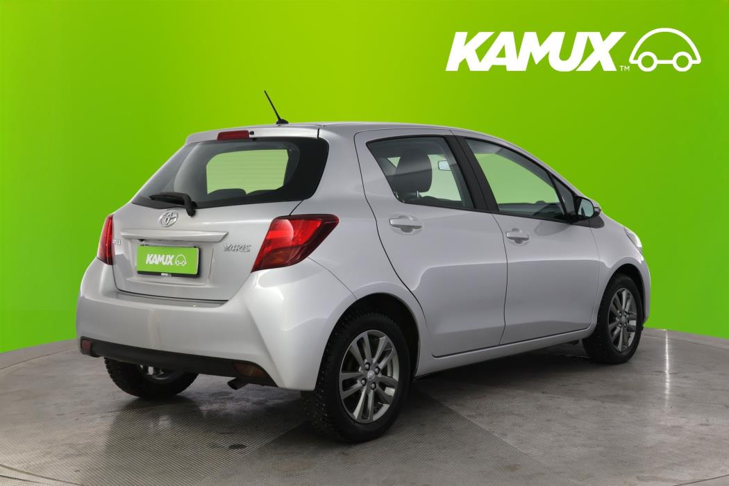 Toyota Yaris 2015