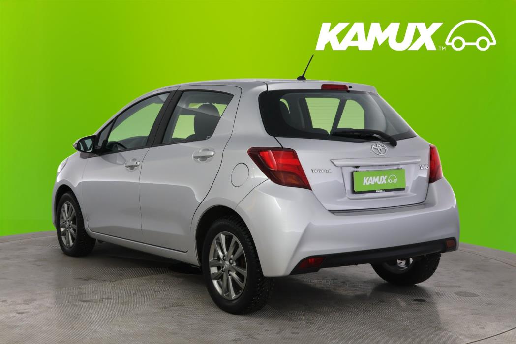 Toyota Yaris 2015