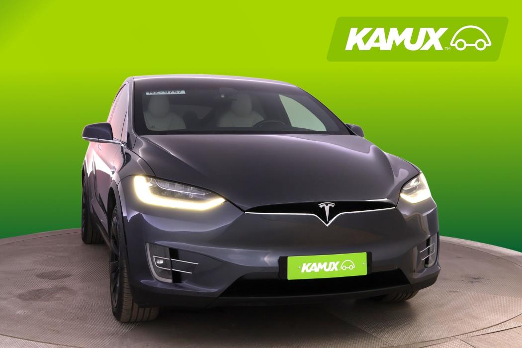 Tesla Model X 2020