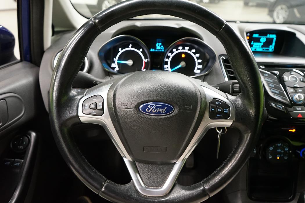 Ford Fiesta Van 2015