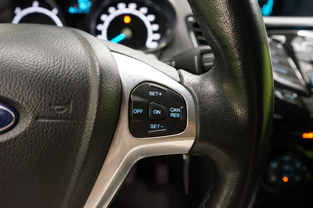 Ford Fiesta Van 2015