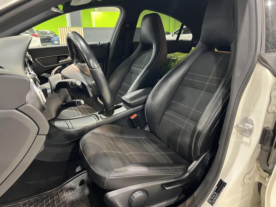 Mercedes-Benz CLA 2015