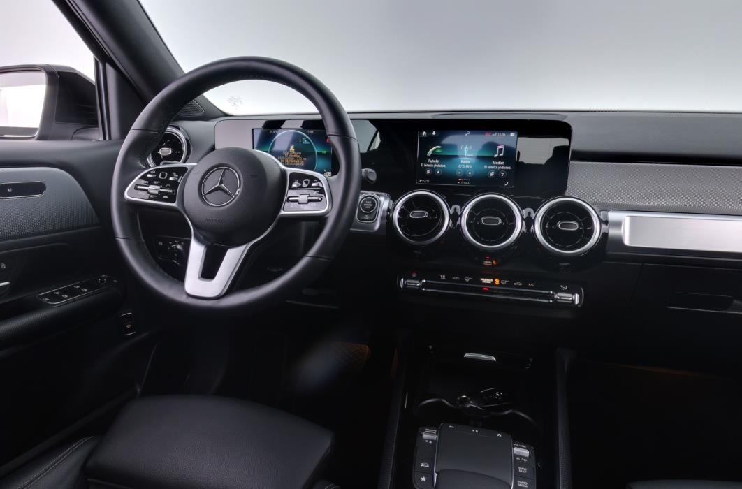 Mercedes-Benz GLB 2021