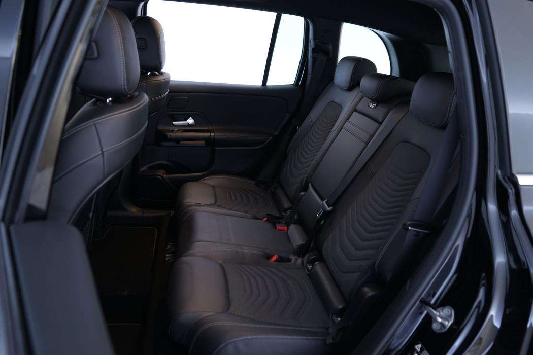 Mercedes-Benz GLB 2021