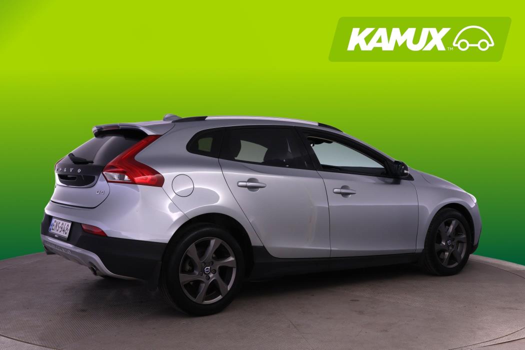 Volvo V40 Cross Country 2016