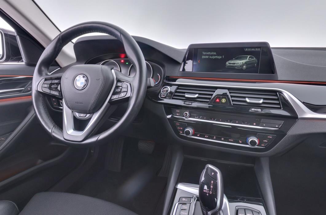 BMW 518 2018