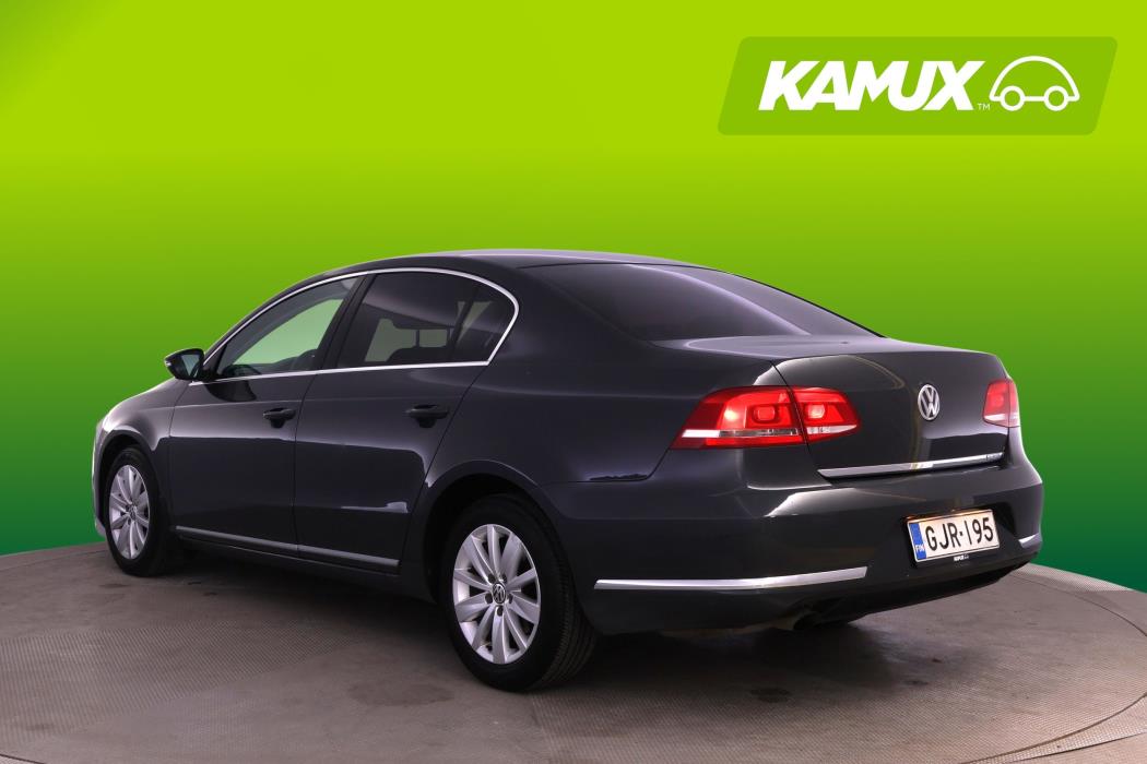 Volkswagen Passat 2011