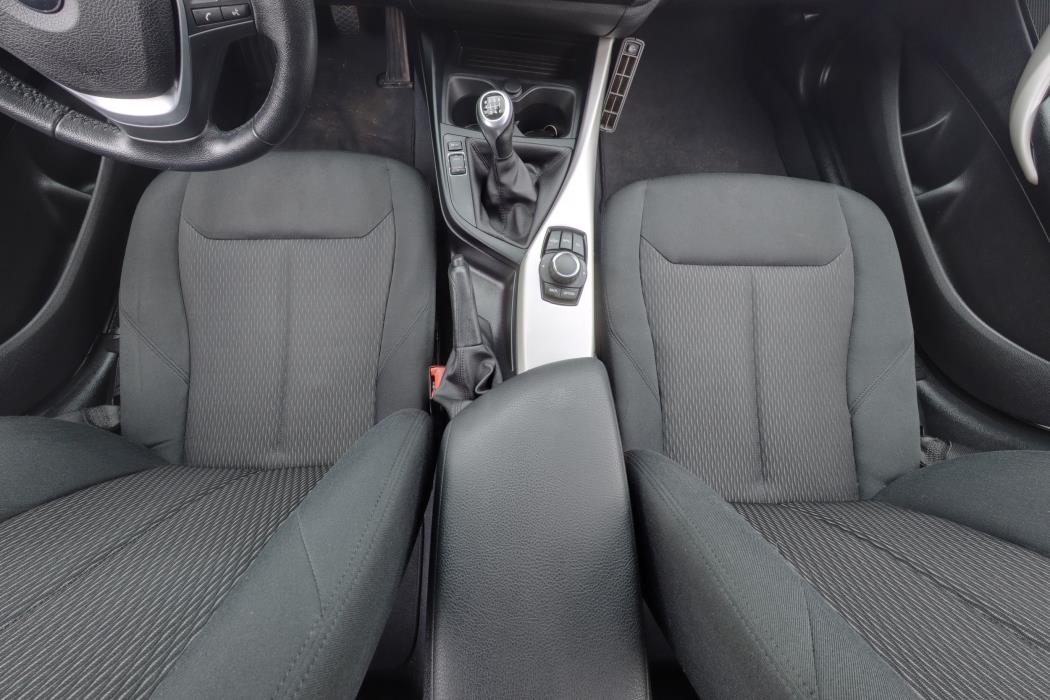 BMW 118 2016