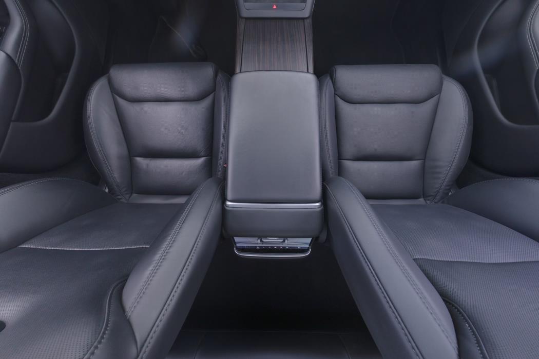 Tesla Model S 2023