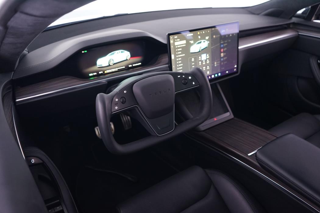 Tesla Model S 2023