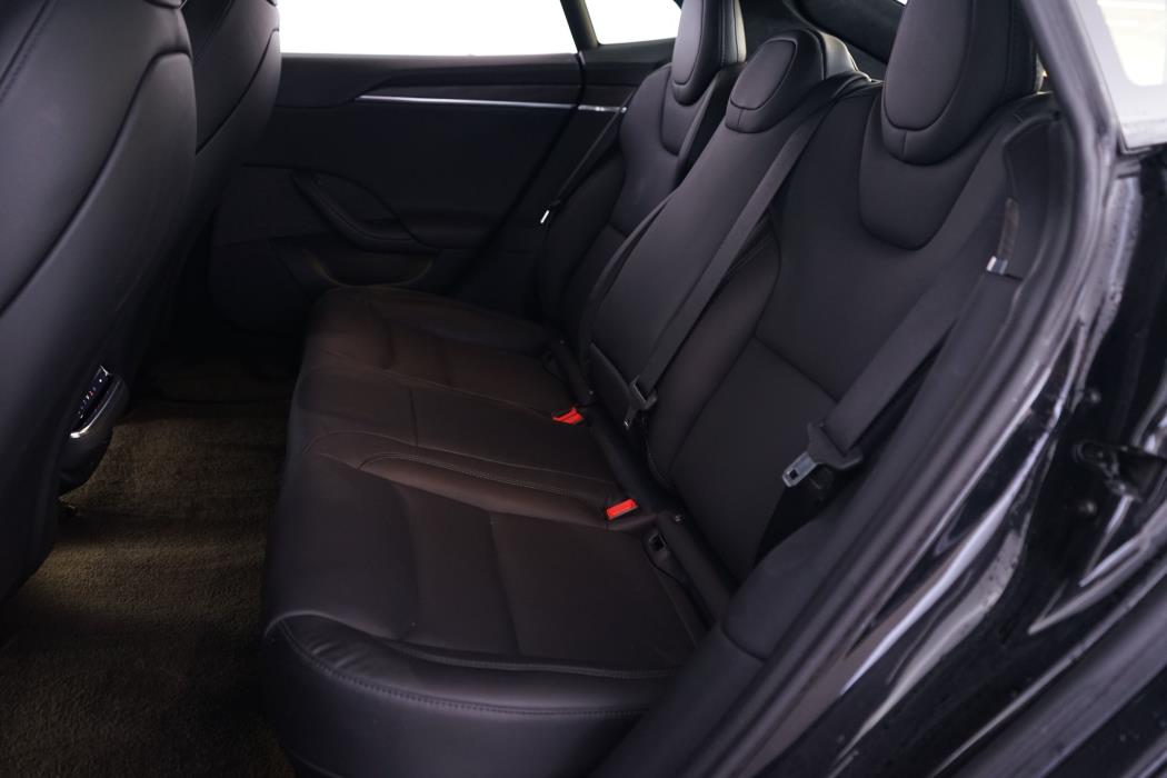 Tesla Model S 2023