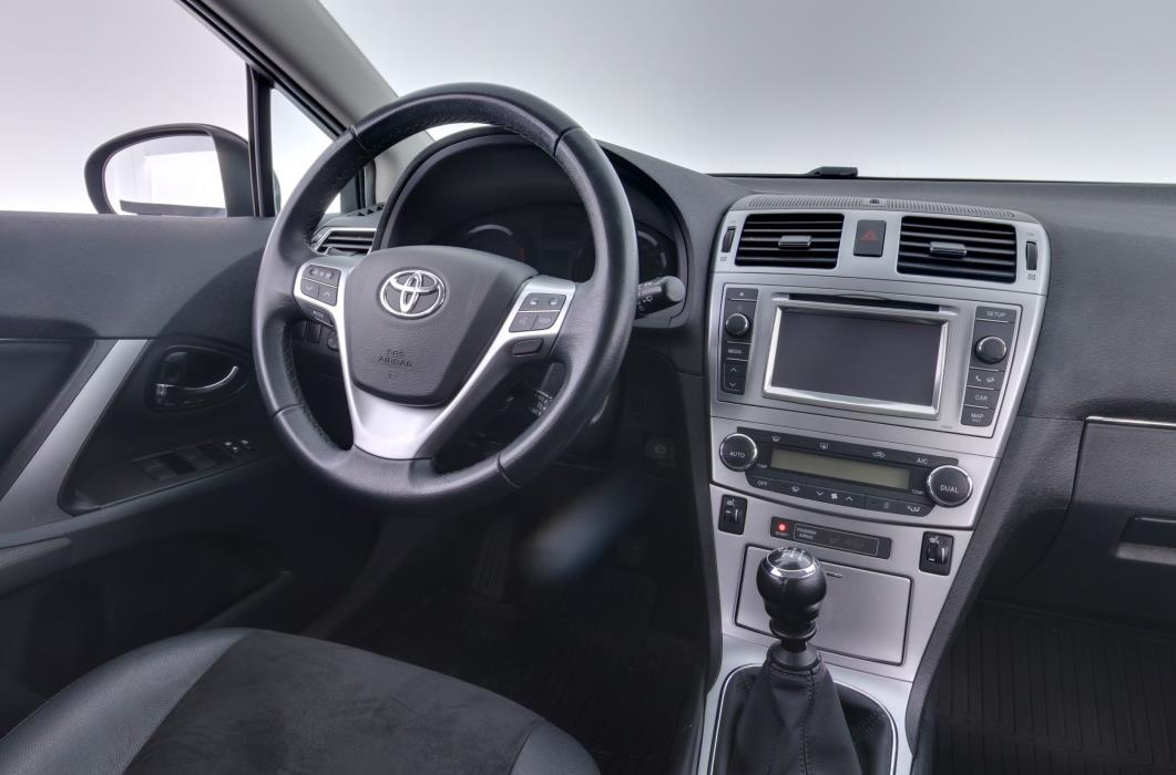 Toyota Avensis 2014