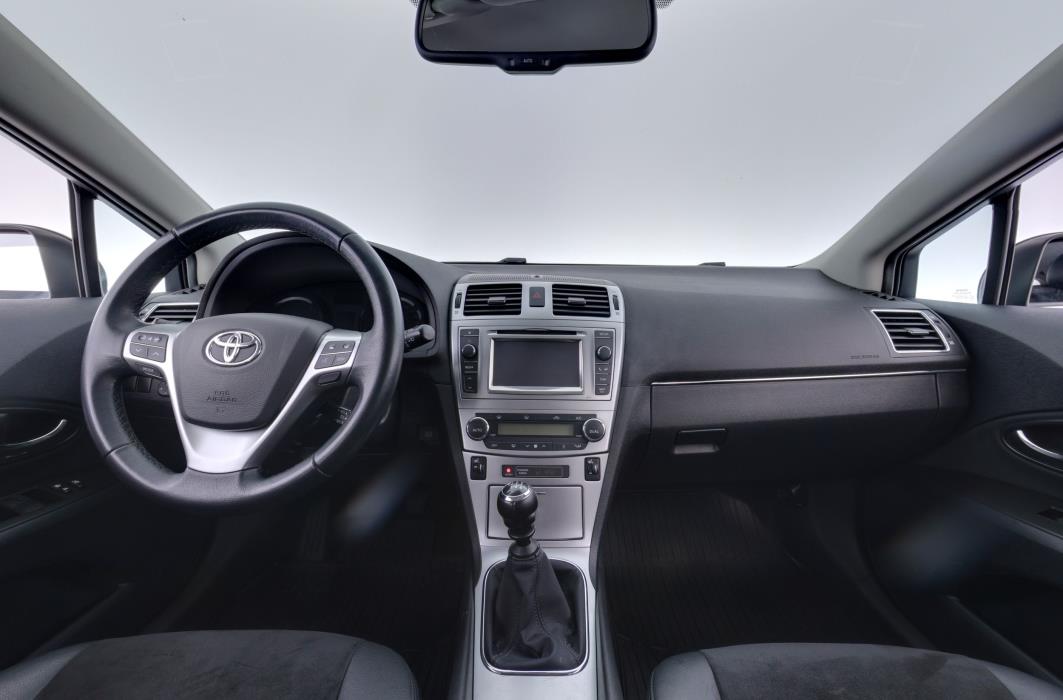 Toyota Avensis 2014