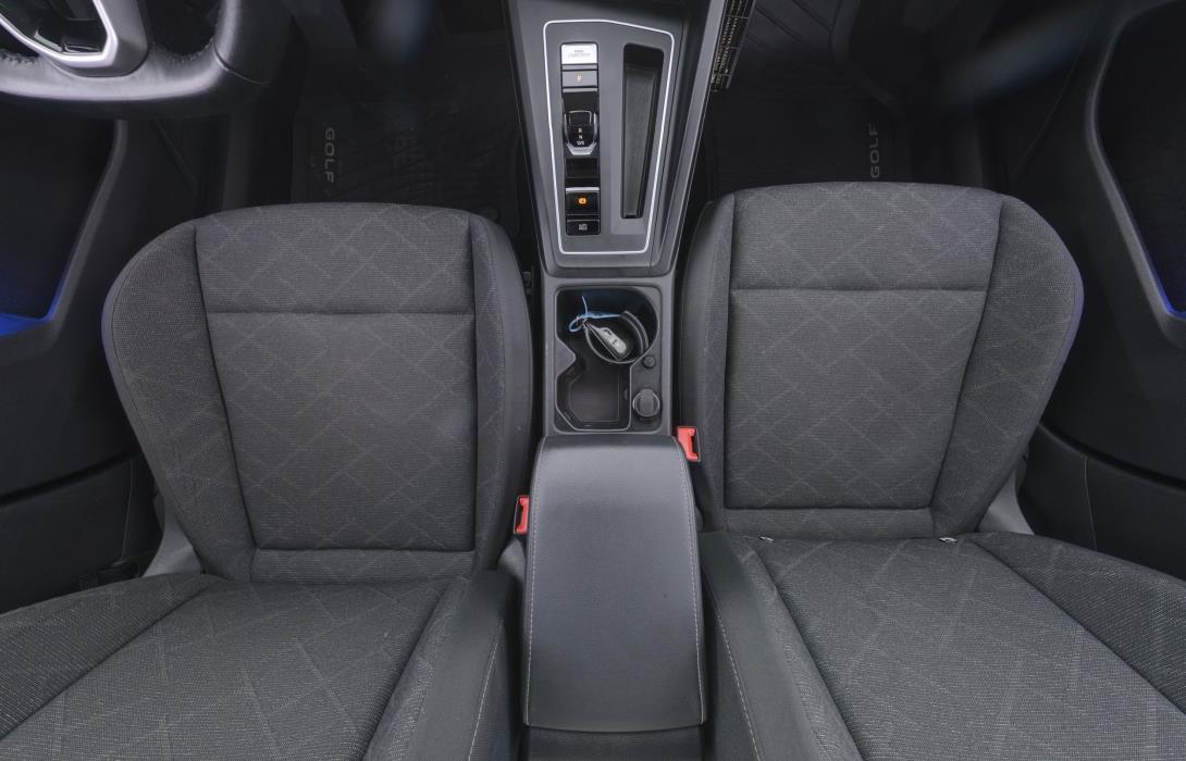 Volkswagen Golf 2023