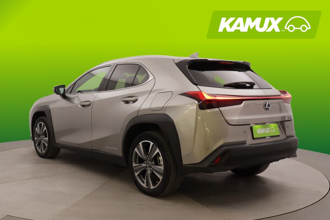 Lexus UX 2023