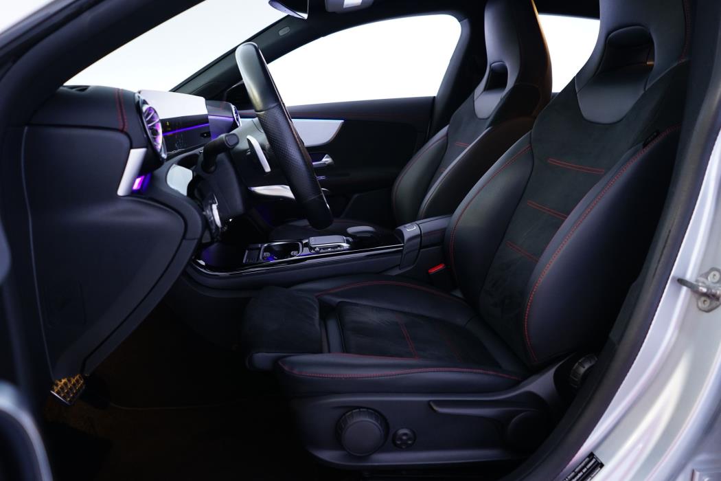 Mercedes-Benz CLA 2023