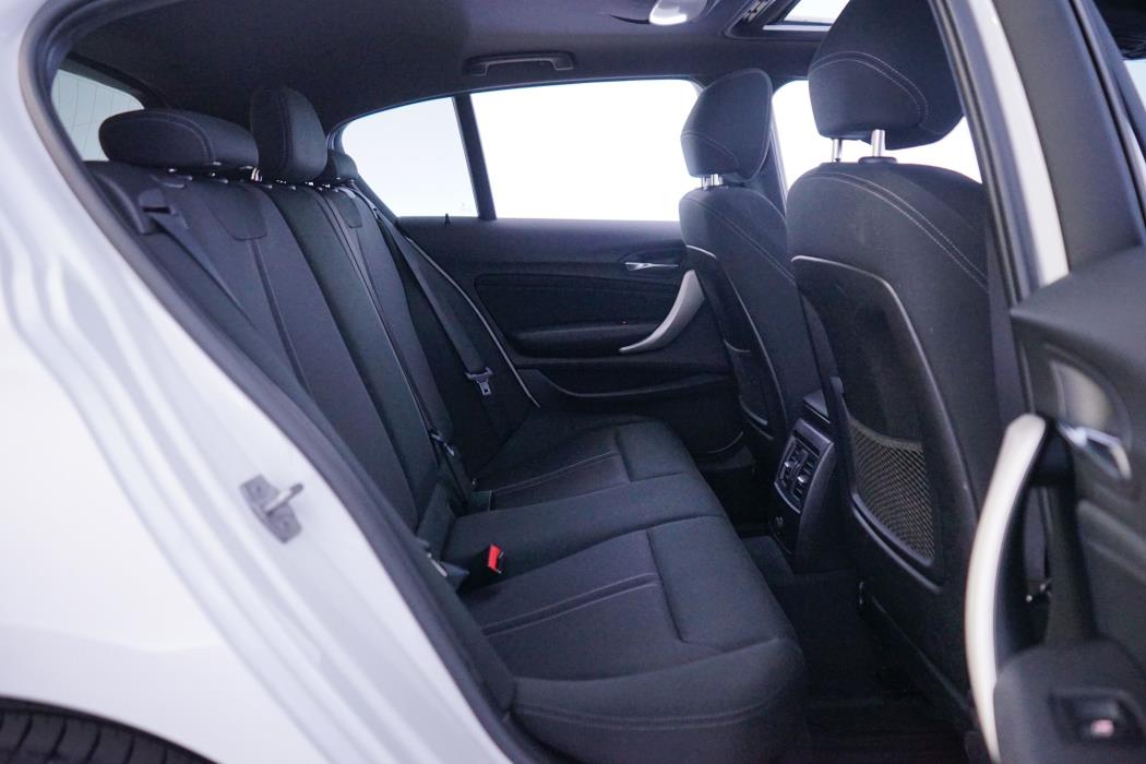BMW 120 2016