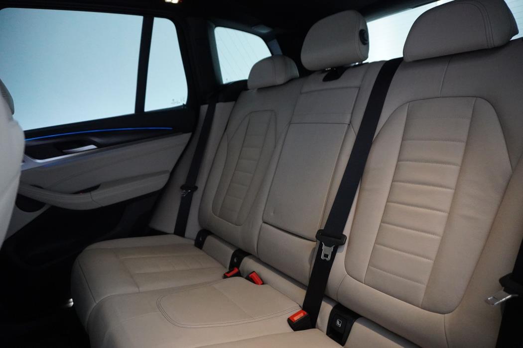 BMW iX3 2023