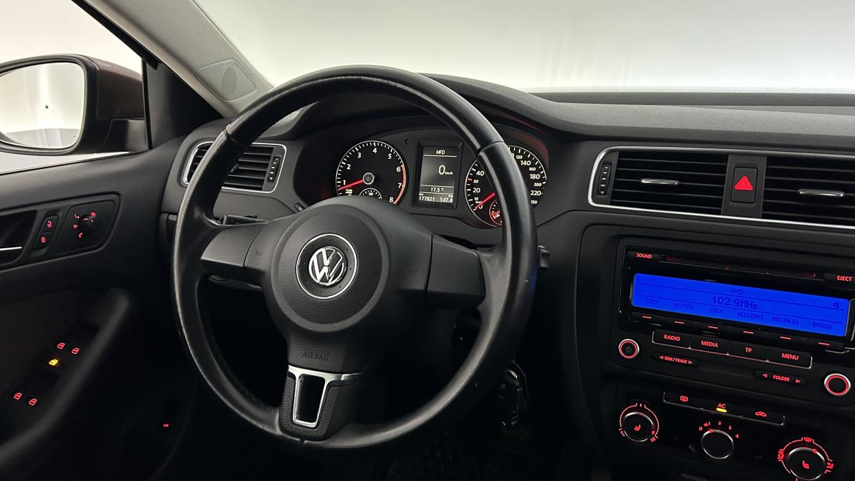 Volkswagen Jetta 2011