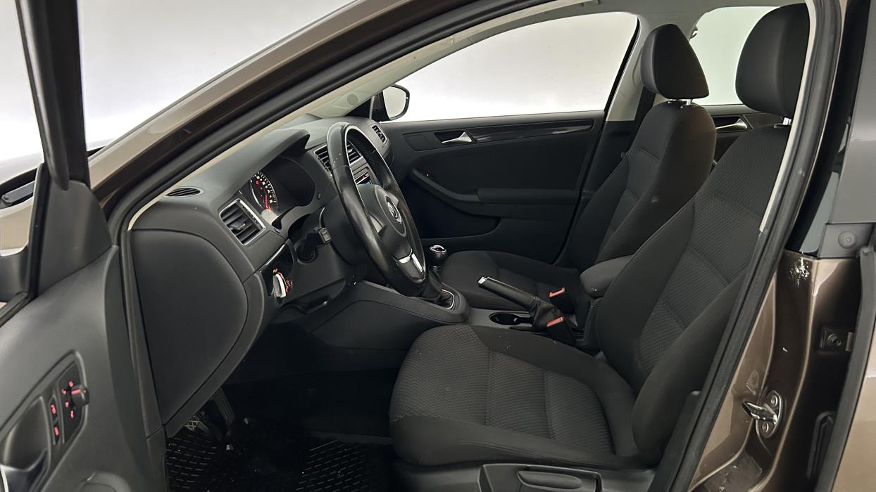 Volkswagen Jetta 2011