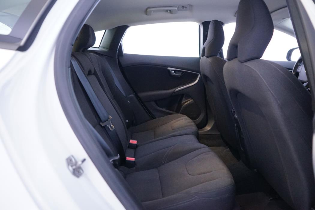 Volvo V40 2014