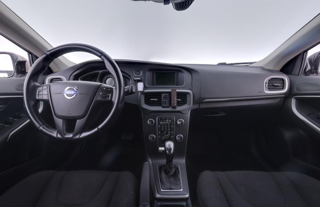 Volvo V40 2014