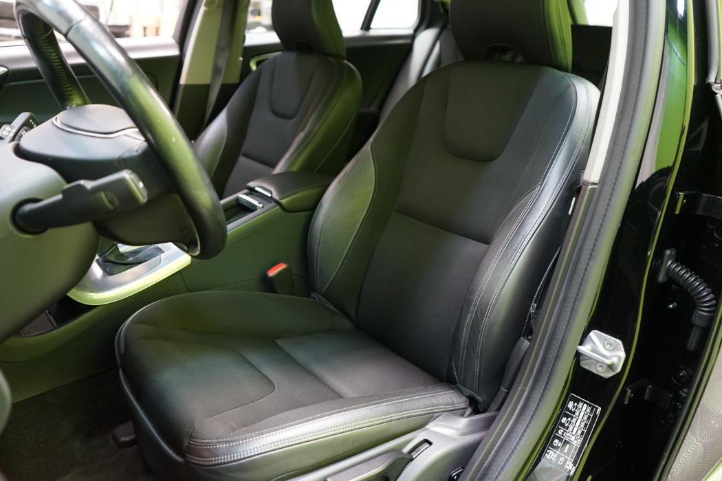 Volvo V60 Cross Country 2016