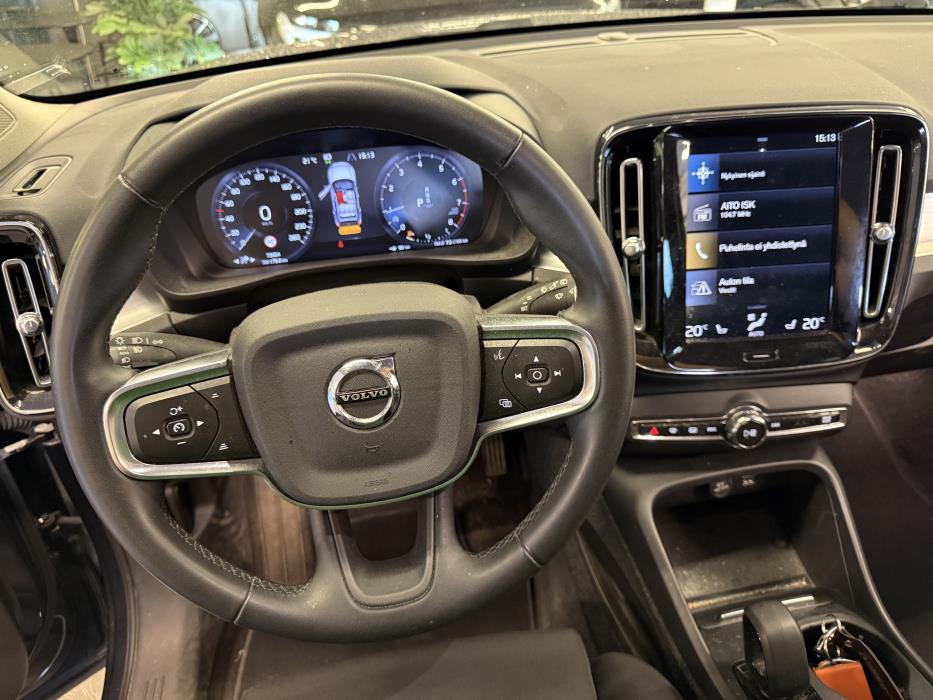 Volvo XC40 2022