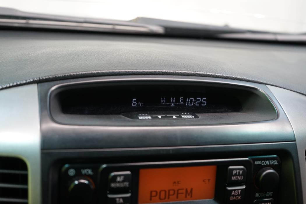 Toyota Land Cruiser 2003