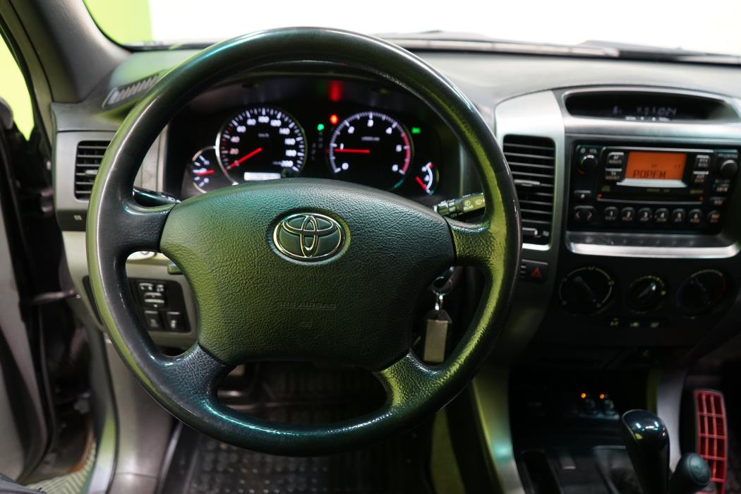 Toyota Land Cruiser 2003