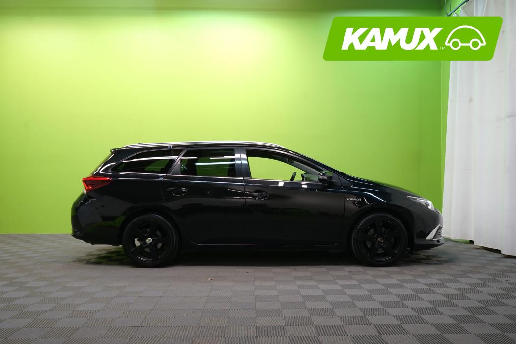 Toyota Auris 2016