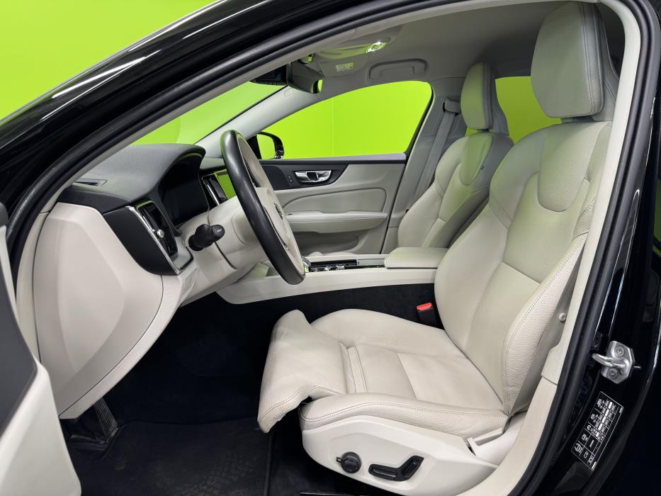 Volvo V60 2021