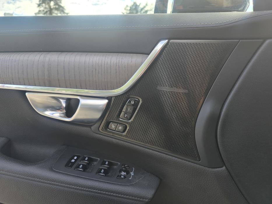 Volvo V90 2021