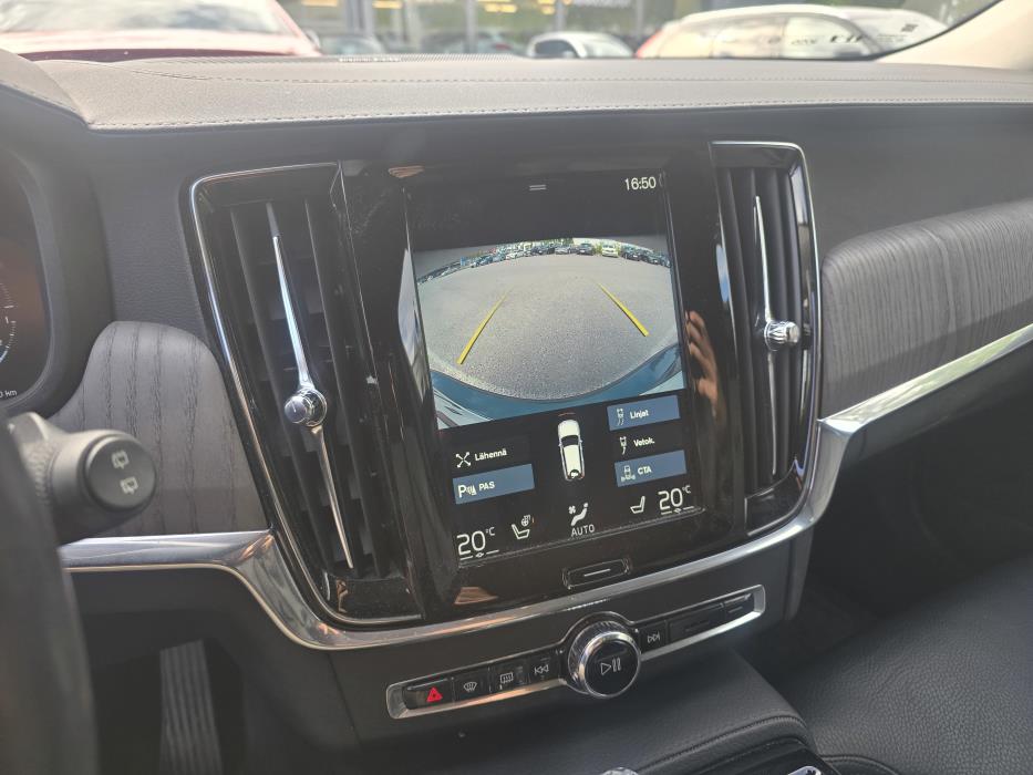 Volvo V90 2021