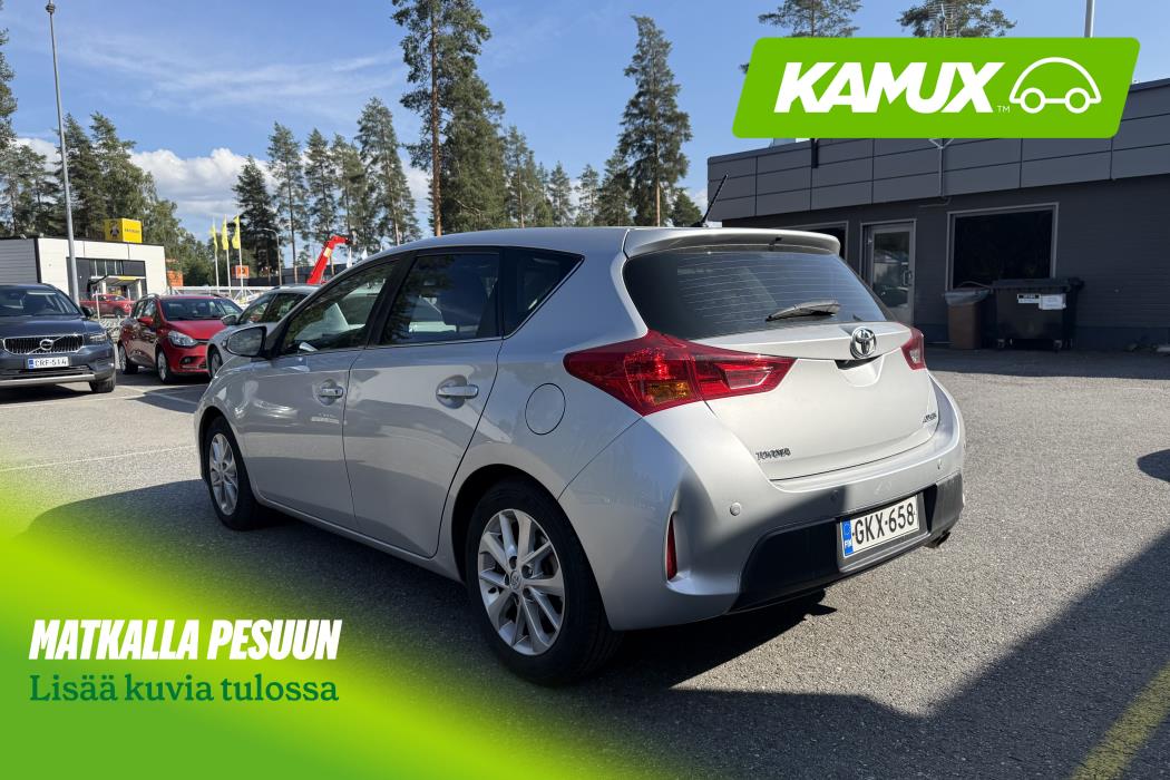 Toyota Auris 2013