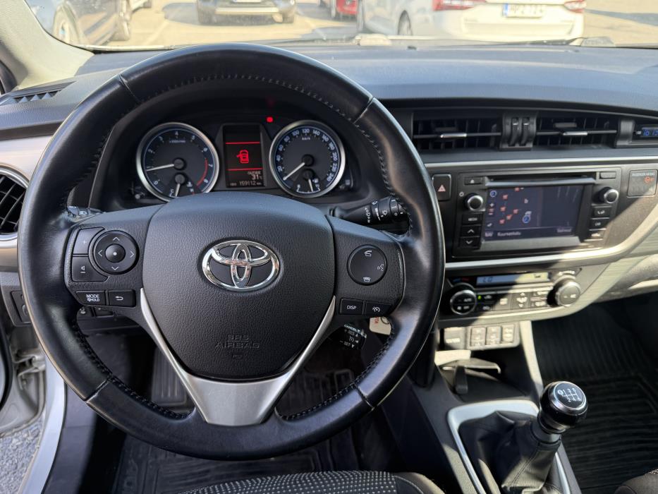 Toyota Auris 2013