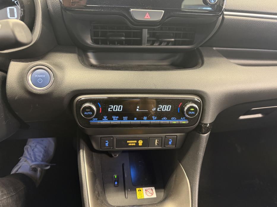Mazda 2 2023