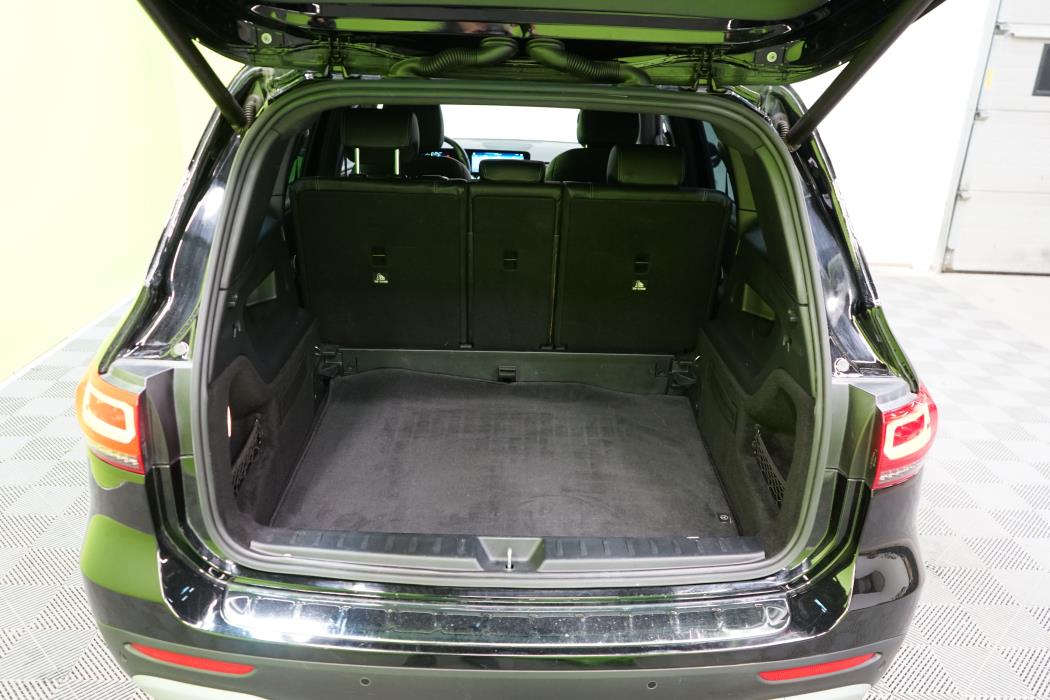 Mercedes-Benz GLB 2021