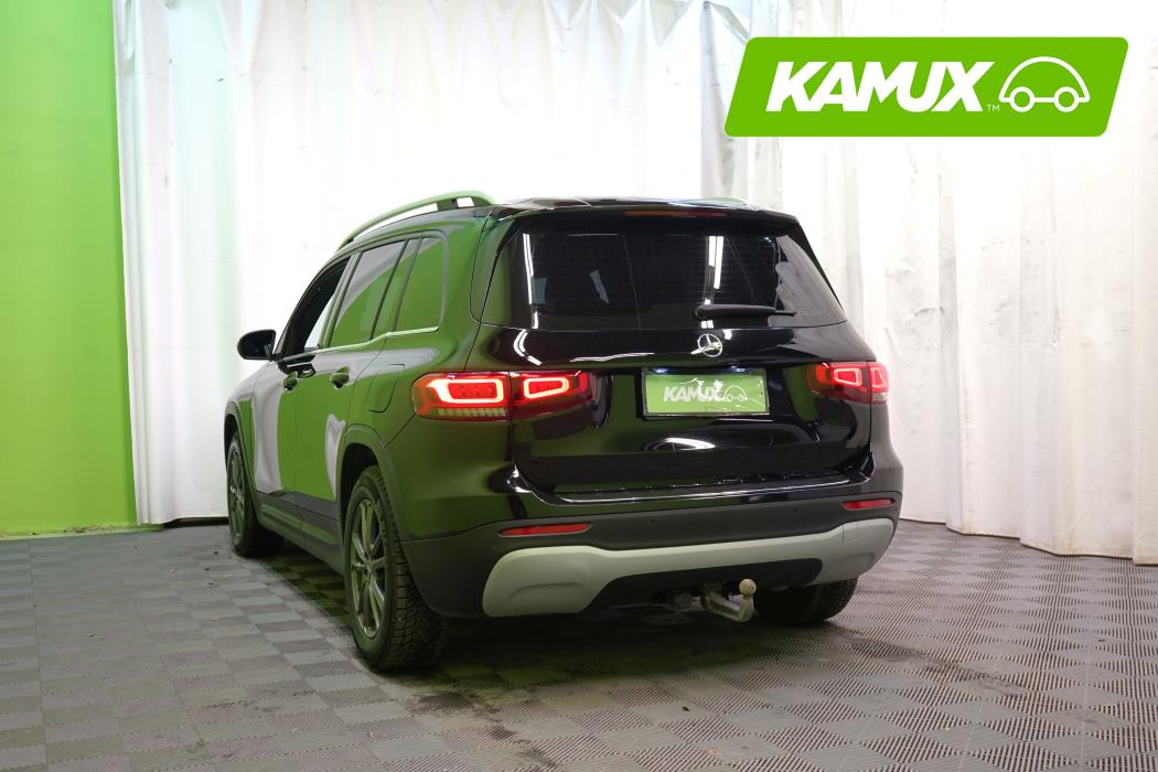 Mercedes-Benz GLB 2021