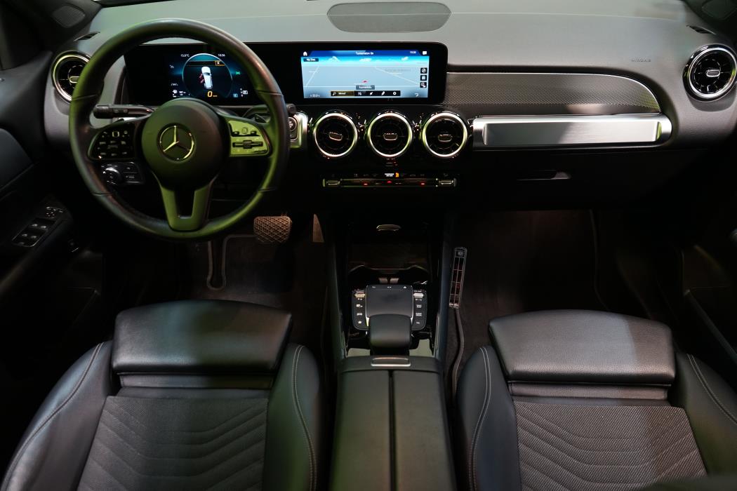 Mercedes-Benz GLB 2021