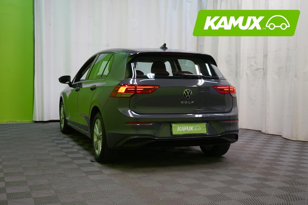 Volkswagen Golf 2021