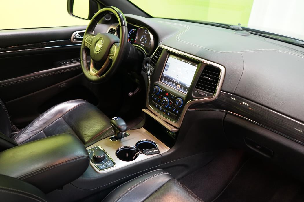 Jeep Grand Cherokee 2016