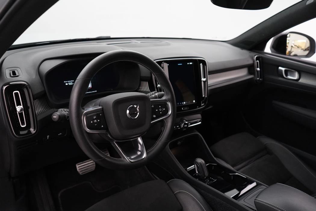 Volvo XC40 2021