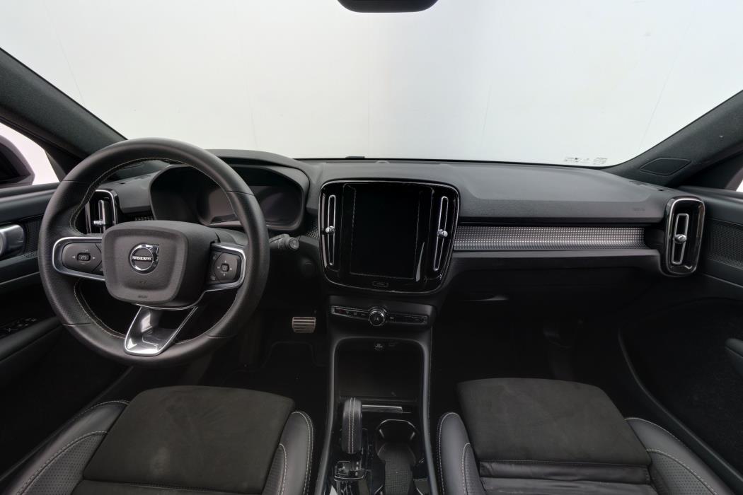 Volvo XC40 2021