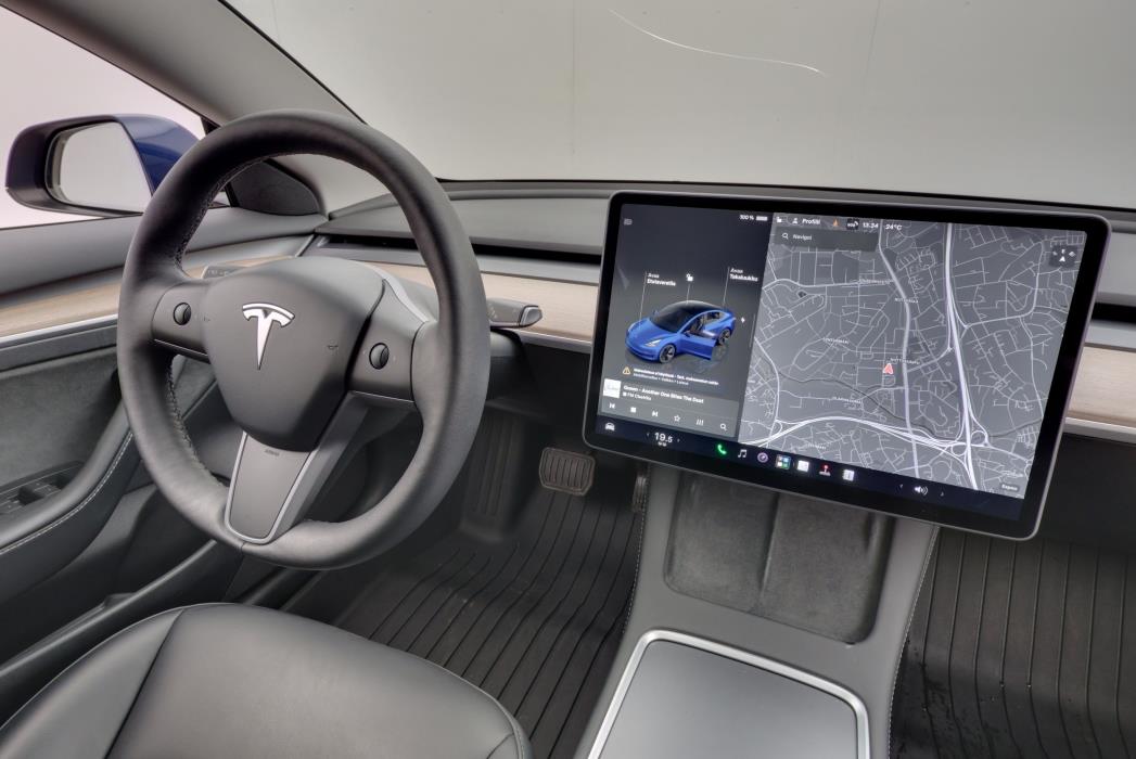 Tesla Model 3 2023