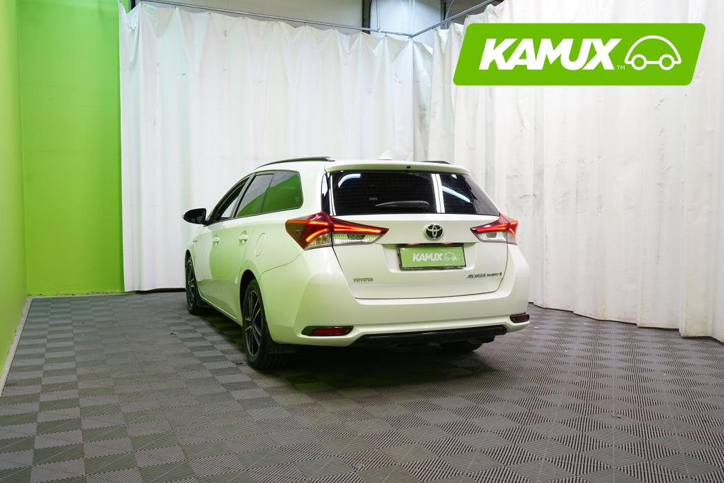 Toyota Auris 2017
