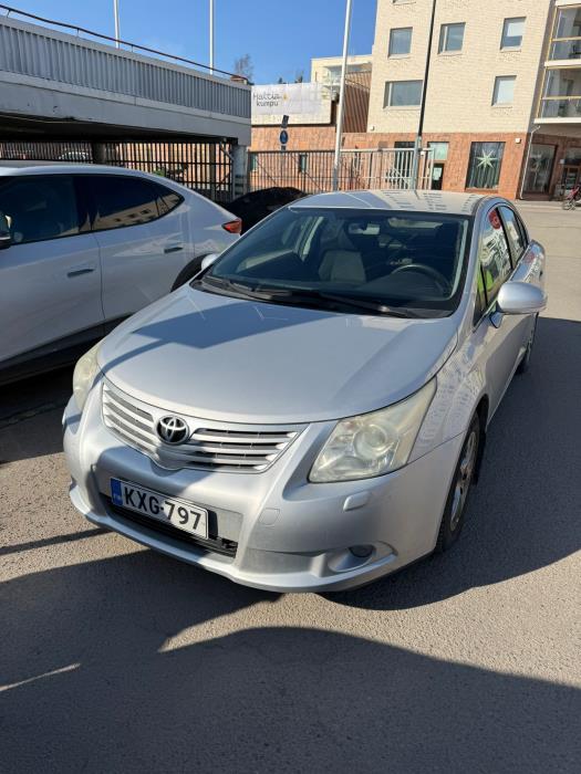 Toyota Avensis 2009