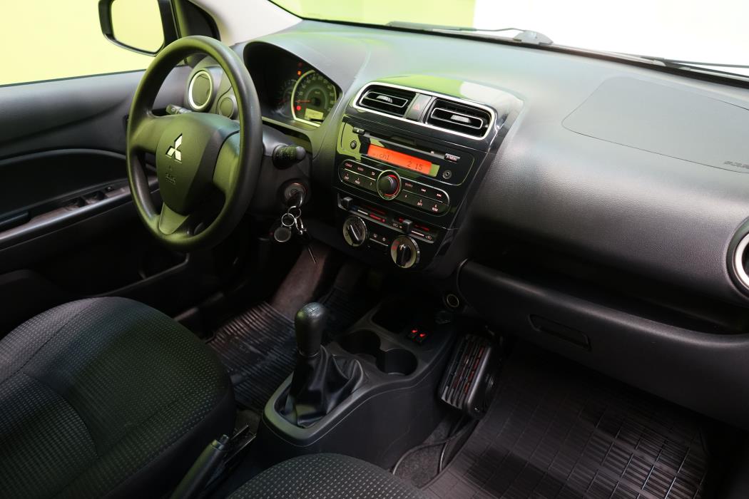 Mitsubishi Space Star 2015
