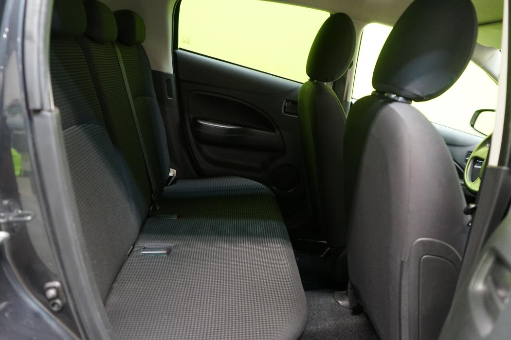 Mitsubishi Space Star 2015
